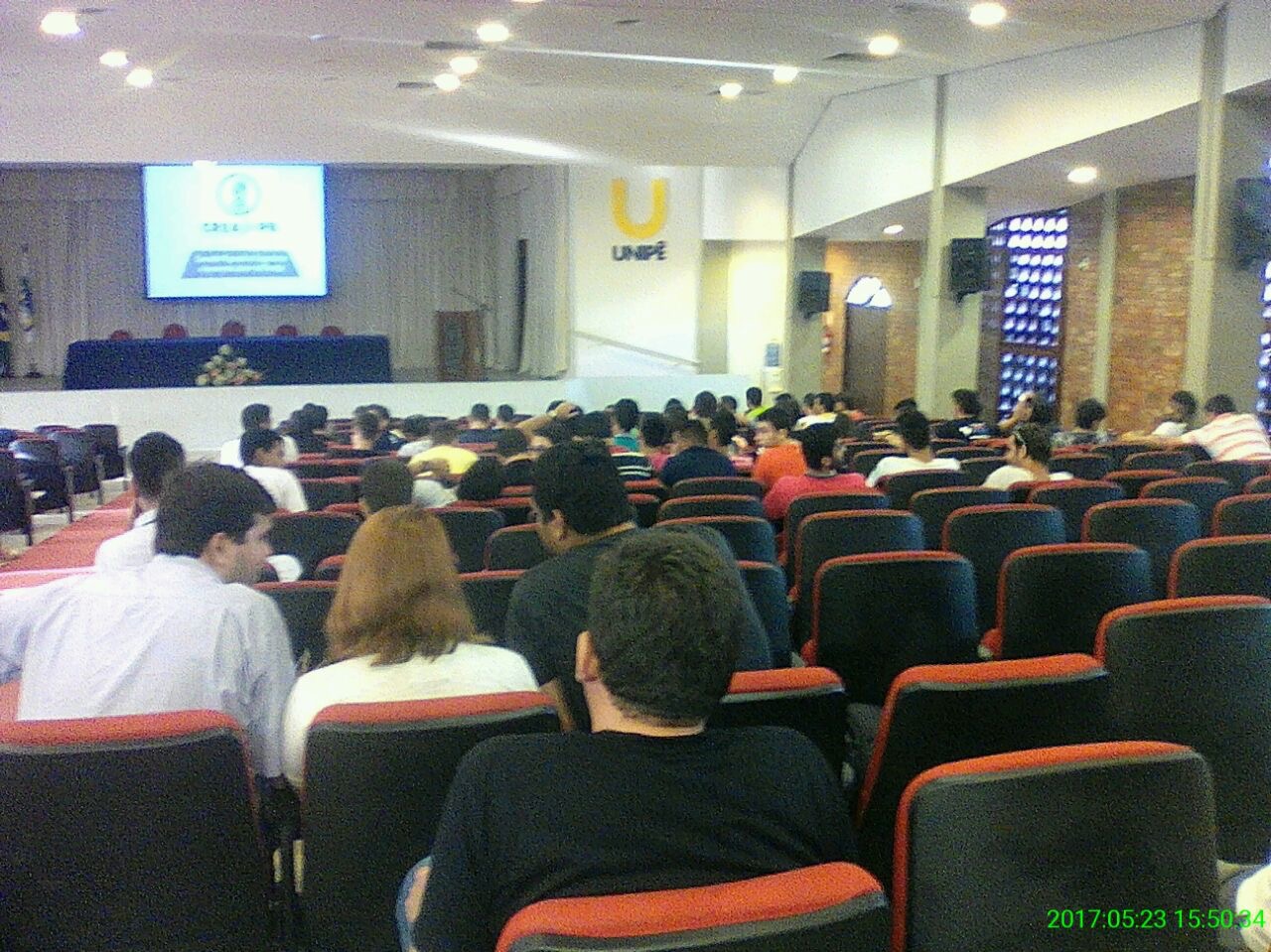 Estudantes do Unipê participam de palestra sobre atribuição dos profissionais do sistema Confea/Crea