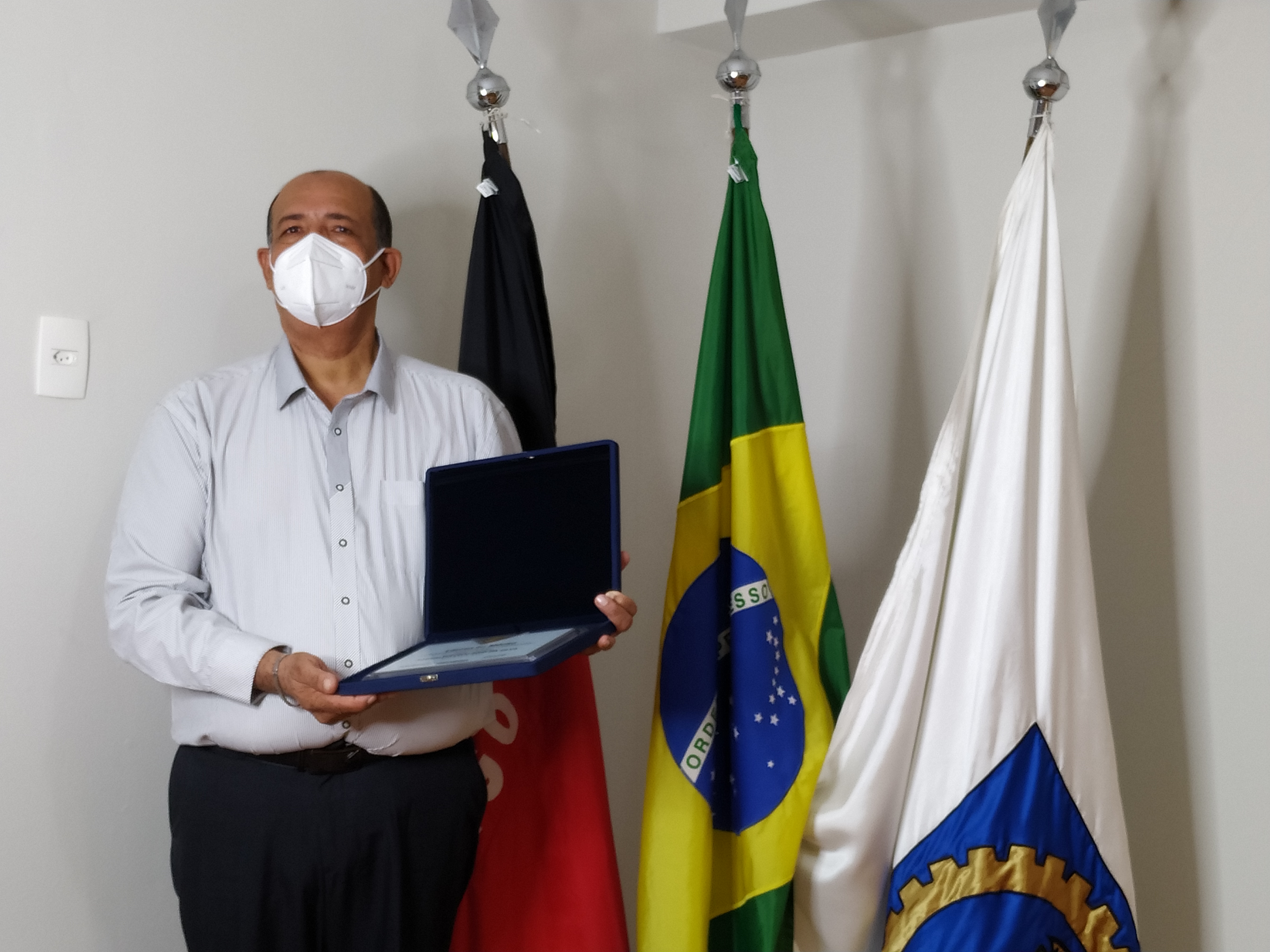 Emoção marca entrega das honrarias do Sistema Confea/Crea; engenheiro agrônomo paraibano é homenageado