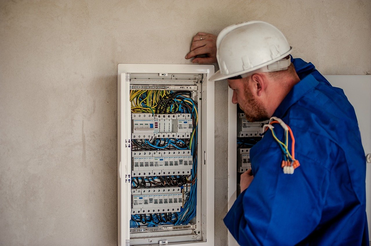 Mensagem da ABEE pelo Dia do Engenheiro Eletricista