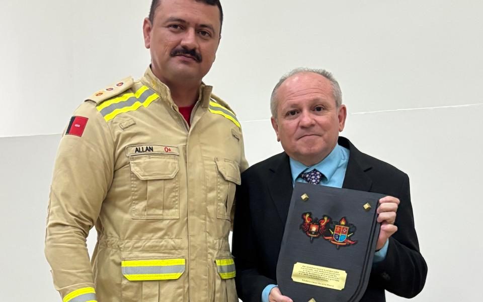 Gerente de Fiscalização do Crea-PB é homenageado pelo Corpo de Bombeiros Militar da Paraíba