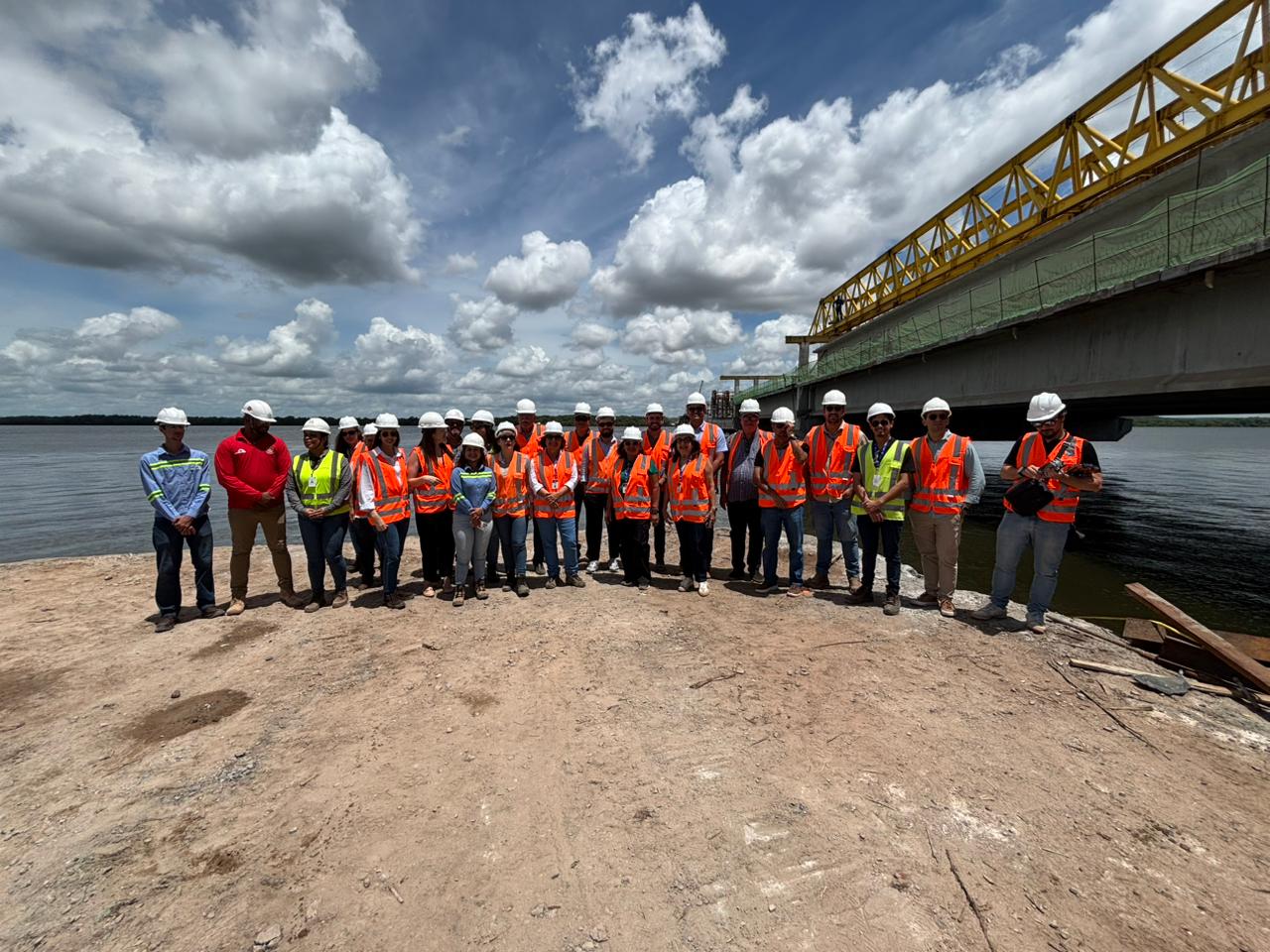 Crea-PB realiza visita técnica às obras da Ponte do Futuro