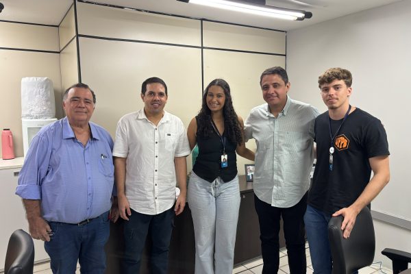 Crea-PB recebe estudantes de Engenharia Química da UFPB em visita institucional