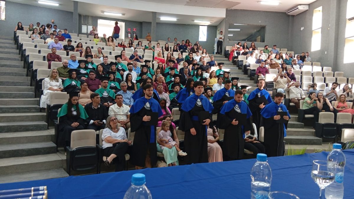 Crea-PB participa de Colação de Grau da turma de Agronomia 2026.1 da UFPB